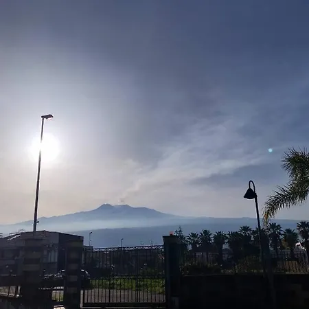 Casa Blu Mare, Rosso Vulcano Mascali