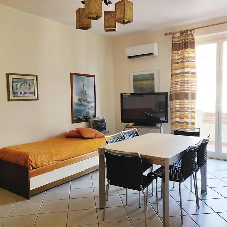 Casa Blu Mare, Rosso Vulcano * Mascali